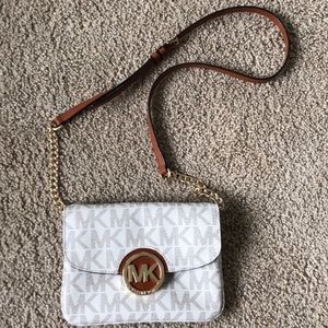 Michael Kors Crossbody Bag